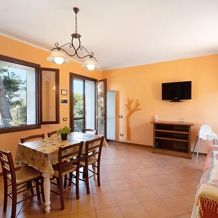 Holiday home Casale Filiberto Terrazza Diano San Pietro